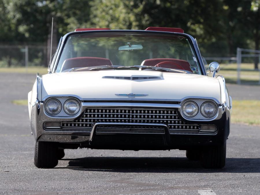  Ford Thunderbird Sports Roadster 1962 года  (фото 48 из 50)